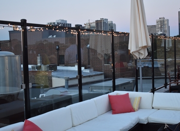 16006 m² Shared office  in Chicago, IL, 3033 N Clark St (60657) - 5 | MatchOffice.com