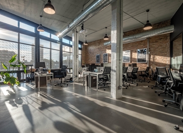 16006 m² Shared workspace  in Chicago, IL, 3033 N Clark St (60657) - 8 | MatchOffice