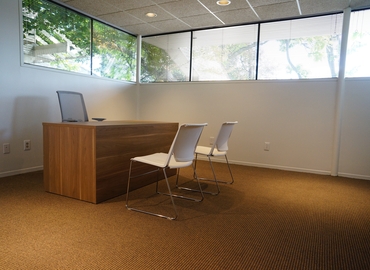 21 m² Serviced office building for rent in Troy, MI, 2609 Crooks Rd (48084) - 2 | MatchOffice.com