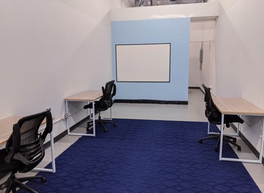 70 m² Business park building available to rent in Austin, TX, Tillery Street 701 (78702) - 2 | MatchOffice.com