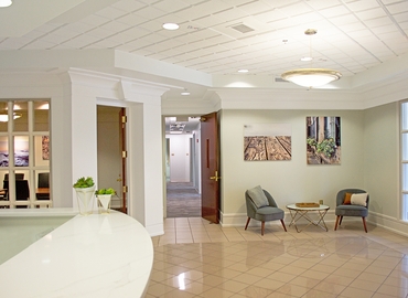700 m² Business center building available to rent in Charlotte, 6047 Tyvola Glen Circle (28217) - 1 | MatchOffice