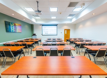 2500 m² Business center property for rent in Fort Lauderdale, FL, 1451 W. Cypress Creek Blvd. (33309) - 2 | MatchOffice