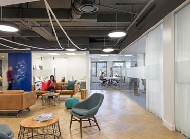 Virtual business address in Fort Lauderdale, FL, 100 Southeast Third Avenue (33394) - 1 | MatchOffice