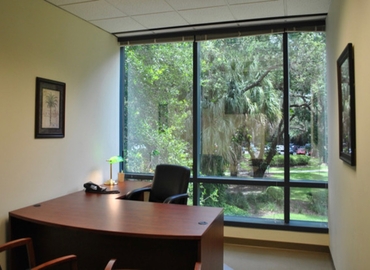 1 m² Business center building up for rent in Tampa, FL, Highland Manor Drive 10150 (33610) - 5 | MatchOffice.com