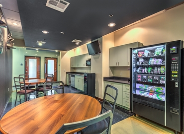 400 m² Business park property up for rent in Henderson, NV, 1489 W. Warm Springs Rd. (89014) - 5 | MatchOffice