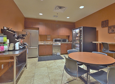 500 m² Business park place available to rent in Las Vegas, NV, 5940 South Rainbow Boulevard (89118) - 4 | MatchOffice