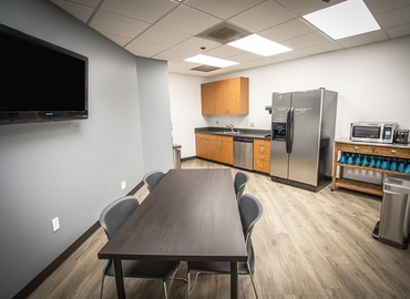 200 m² Serviced office property up for rent in Long Beach,	 CA, 5150 E Pacific Coast Highway  (90804) - 4 | MatchOffice