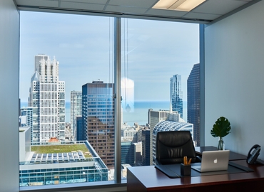 2000 m² Business park place available to rent in Chicago, IL, 155 North Wacker Drive (60606) - 1 | MatchOffice.com