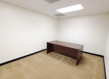 40 m² Business center building for rent in Brea, CA, North Harbor Boulevard 1440 (92835) - 17 | MatchOffice.com