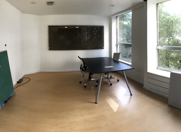 212 m² Office for rent in Miami, FL, Southeast 1st Street 168, 33131  - 0 | MatchOffice.com