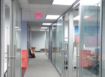 6612 m² Business park building available to rent in The Woodlands, TX, 2700 Research Forest Drive (77381) - 2 | MatchOffice
