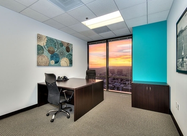 40 m² Business center property available to rent in Los Angeles, CA, West 7th Street 1055 (90017) - 2 | MatchOffice.com