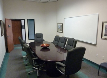 40 m² Business space place available to rent in Las Vegas, NV, East Russell Road 3440 (89120) - 0 | MatchOffice.com