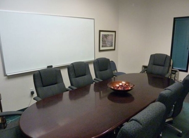 40 m² Business space property for rent in Las Vegas, NV, East Russell Road 3440 (89120) - 1 | MatchOffice.com