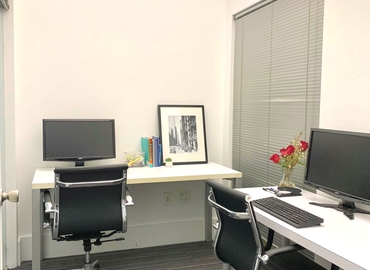 Virtual office space in New York City, NY, 353 West 48th Street (10036) - 5 | MatchOffice.com
