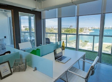 10 m² Meeting room in Miami, FL, 888 Biscayne Boulevard (33132) - 1 | MatchOffice