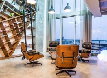 10 m² Conference room in Miami, FL, 888 Biscayne Boulevard (33132) - 2 | MatchOffice.com