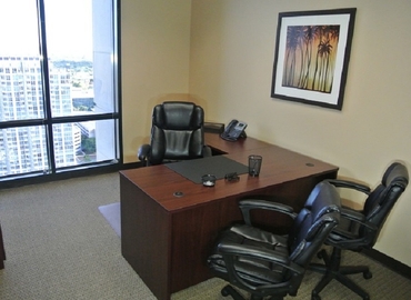 200 m² Office for rent in Orlando, FL, 390 N. Orange Avenue, 32801  - 1 | MatchOffice