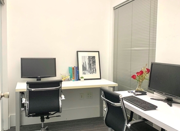 350 m² Co-working  in New York City, NY, 353 West 48th Street (10036) - 1 | MatchOffice.com