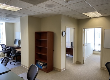 350 m² Coworking space  in Reston, VA, 1800 Alexander Bell Drive (20191) - 7 | MatchOffice.com