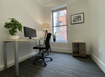 Virtual office space in New York City, NY, 353 West 48th Street (10036) - 8 | MatchOffice