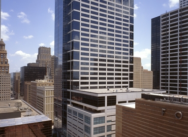 300 m² Business space in Houston Downtown, TX, Main street 1000 (77002) - 0 | MatchOffice.com