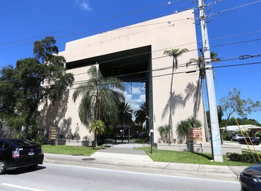 4000 m² Business space in North Miami, FL, 11077 Biscayne Blvd (33161) - 1 | MatchOffice.com