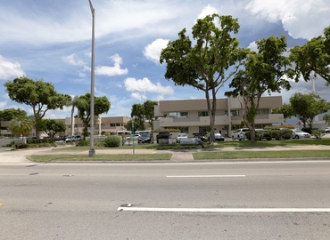 1142 m² Business park in Miami, FL, 10300 SW 72nd St (33173) - 3 | MatchOffice.com