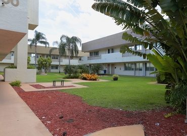 1142 m² Business park in Miami, FL, 10300 SW 72nd St (33173) - 6 | MatchOffice.com