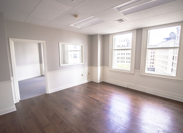 10764 m² Business space in Pittsburgh, PA, Fifth Avenue 100 (15222) - 9 | MatchOffice.com