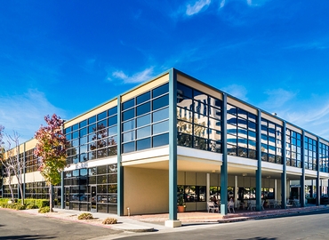 538 m² Shared office  in Irvine, CA, 2102 Business Center Drive (92612) - 8 | MatchOffice