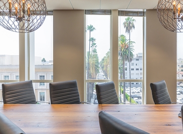 215 m² Convention center in Beverly Hills, CA, 9171 Wilshire Blvd. (90210) - 1 | MatchOffice