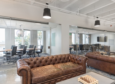 215 m² Meeting room in Beverly Hills, CA, 9171 Wilshire Blvd. (90210) - 6 | MatchOffice.com