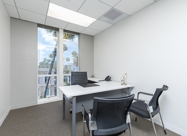 215 m² Convention center in Beverly Hills, CA, 9171 Wilshire Blvd. (90210) - 8 | MatchOffice.com