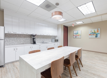 8127 m² Business park in Cerritos, CA, 18000 Studebaker (90703) - 12 | MatchOffice