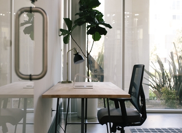 40 m² Co-working  in Irvine, CA, 17322 Murphy Avenue (92614) - 3 | MatchOffice.com