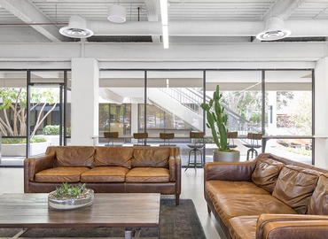 5167 m² Business center in Newport Beach, CA, 120 Newport Center Drive (92660) - 8 | MatchOffice.com