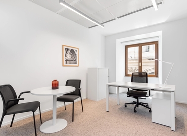 Virtual business address in Chicago, IL, 110 North Wacker Drive (60606) - 3 | MatchOffice.com