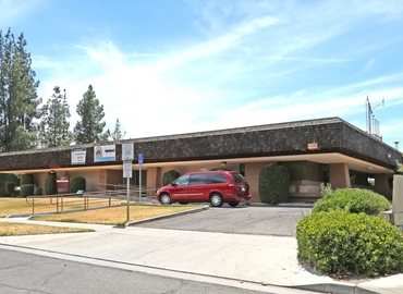 1800 m² Business space in Fresno, CA, 3727 N First St (93726) - 2 | MatchOffice.com