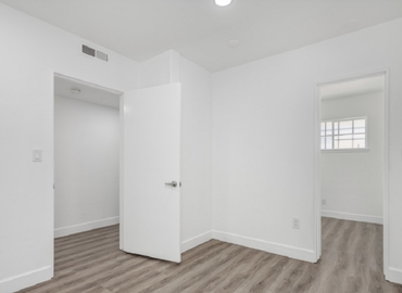 1012 m² Serviced office in Fresno, CA, 2632 N Blackstone Ave (93703) - 8 | MatchOffice