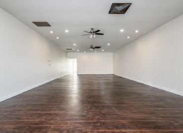 1560 m² Business space in Lemoore, CA, 355 W D St (93245) - 5 | MatchOffice.com