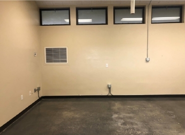 1000 m² Business space in Hanford, CA, 1201 Delta View Rd (93230) - 13 | MatchOffice.com