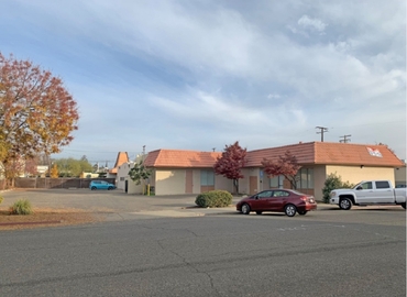 1848 m² Business park in Visalia, CA, 636 W. Oak Ave (93291) - 4 | MatchOffice.com