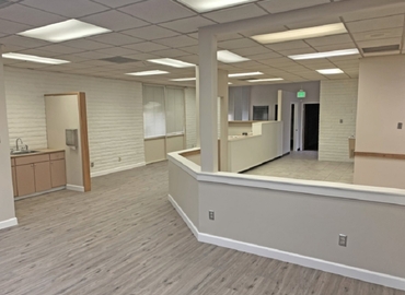 1848 m² Business space in Visalia, CA, 636 W. Oak Ave (93291) - 11 | MatchOffice