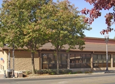2270 m² Business space in Porterville, CA, 345 N Main Street (93257) - 1 | MatchOffice