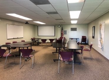 1848 m² Business center in Hanford, CA, 1201 Delta View Rd (93230) - 6 | MatchOffice.com