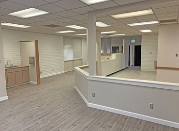 1848 m² Business center in Visalia, CA, 636 W. Oak Ave (93291) - 13 | MatchOffice.com