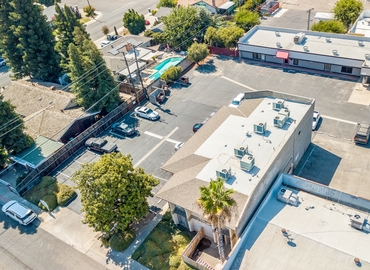 600 m² Business space in Visalia, CA, 2005 W Ashland Ave (93277) - 0 | MatchOffice