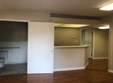 1889 m² Business park in Selma, CA, 1215 Rose Ave (93662) - 10 | MatchOffice