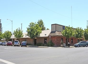 3700 m² Serviced office in Reedley, CA, 1670 12th St (93654) - 1 | MatchOffice.com